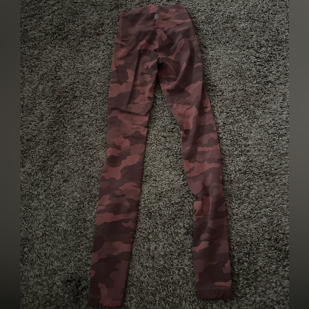 Lululemon camo print leggings